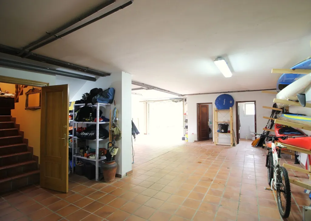 Garaaž - Chalet with Mountain Views in Caxidi, Parres