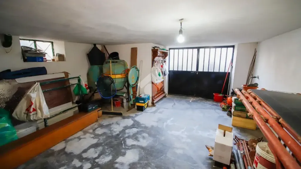 Garage - Rustic Apartment with Triple Exposure in San Benigno Canavese