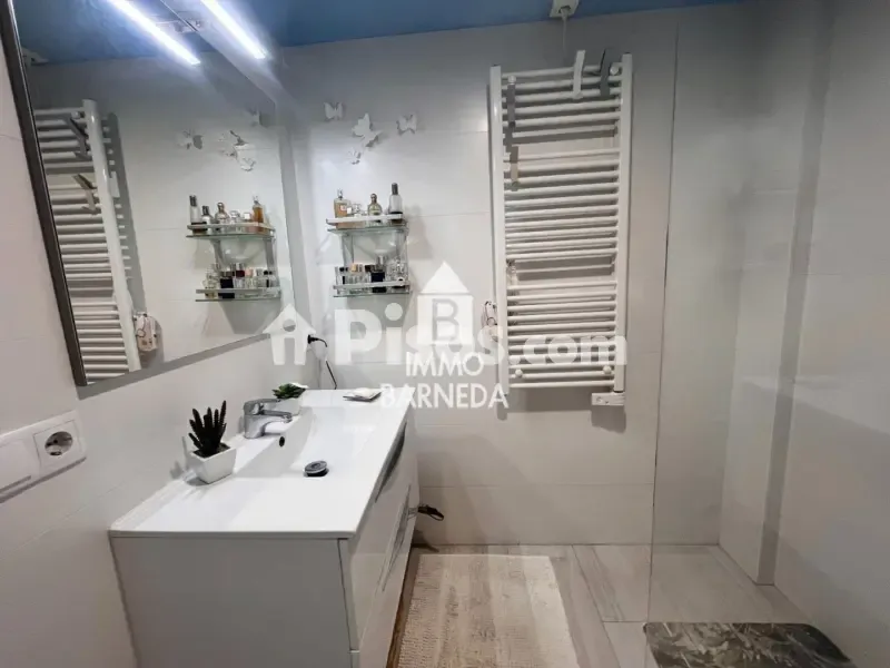 Vannitoad - Reformed Apartment with Sea View in Port Grec
