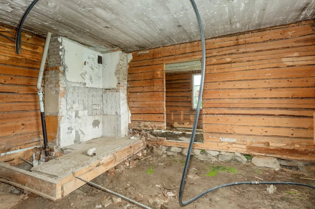 Pièces - Well-Preserved Villa with Nature Access on Indalsvägen