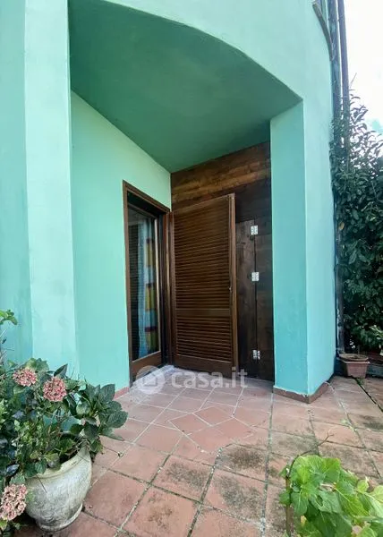 Aed - Bifurcated Villa with Garden in Pignola