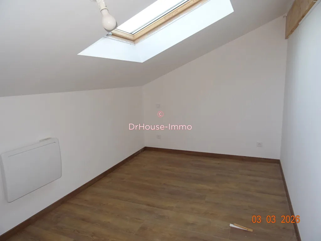 Rooms - Renovated Stone House with Garden in Saint-Savin