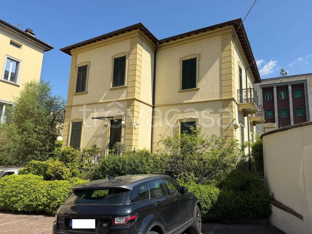Välivaade - Elegant Office Villa near Como Centre