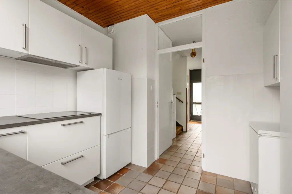 Cuisine - Corner House with Garden in Zeist