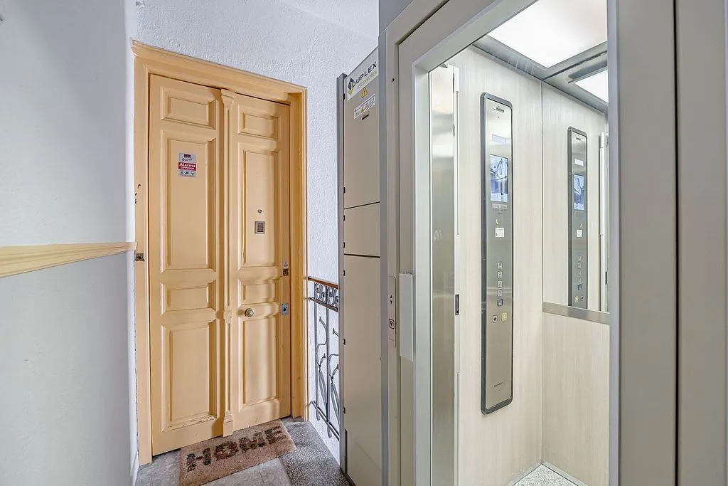 Entrée - Penthouse with East-Facing Terrace in Almagro