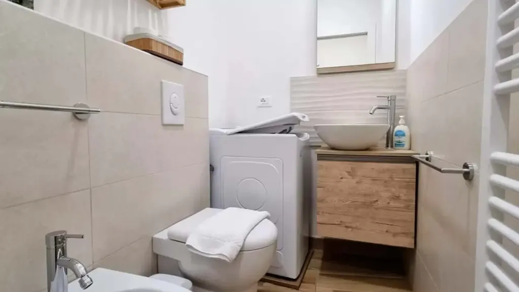 Salles de bain - Appartement 1 pièces à IT
