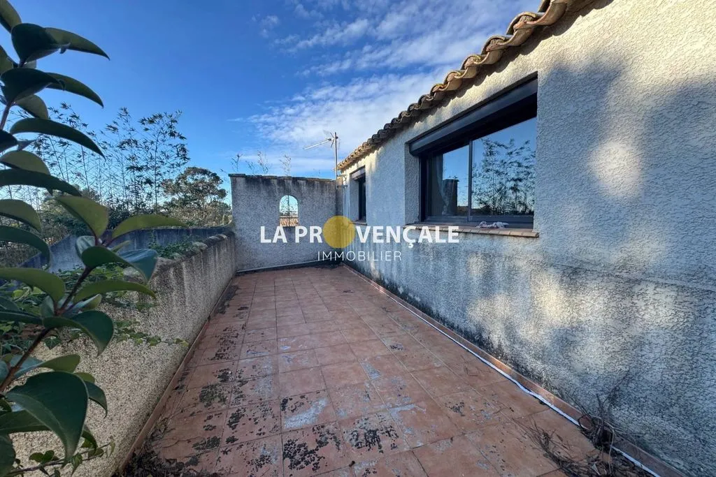 Terrasse - Maison avec Piscine et Terrasse à Béziers