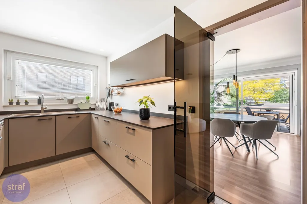 Köök - Bright Apartment with Terrace in Linkeroever