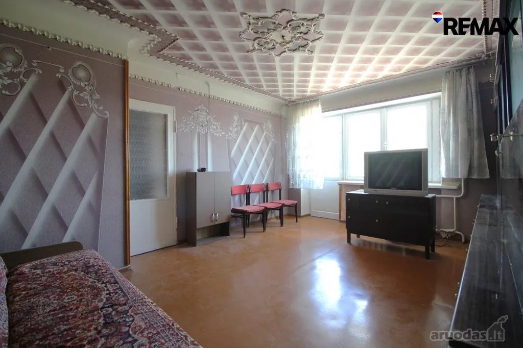 Living Room - 3-Bedroom Apartment with Balcony in Šiauliai Centre