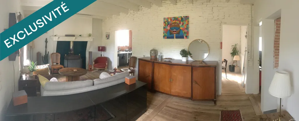 Living Room - House with Pool and Garden in Moustey