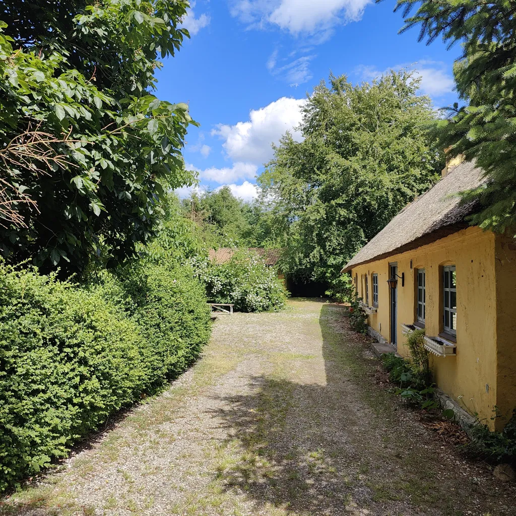 Extérieur - Handcrafted Cottage with Unique Garden in Kielstrup