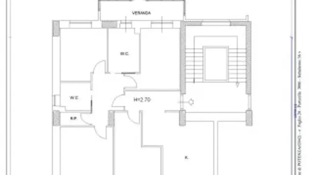 Plaan - Modern Apartment with Balcony in Macchia Romana