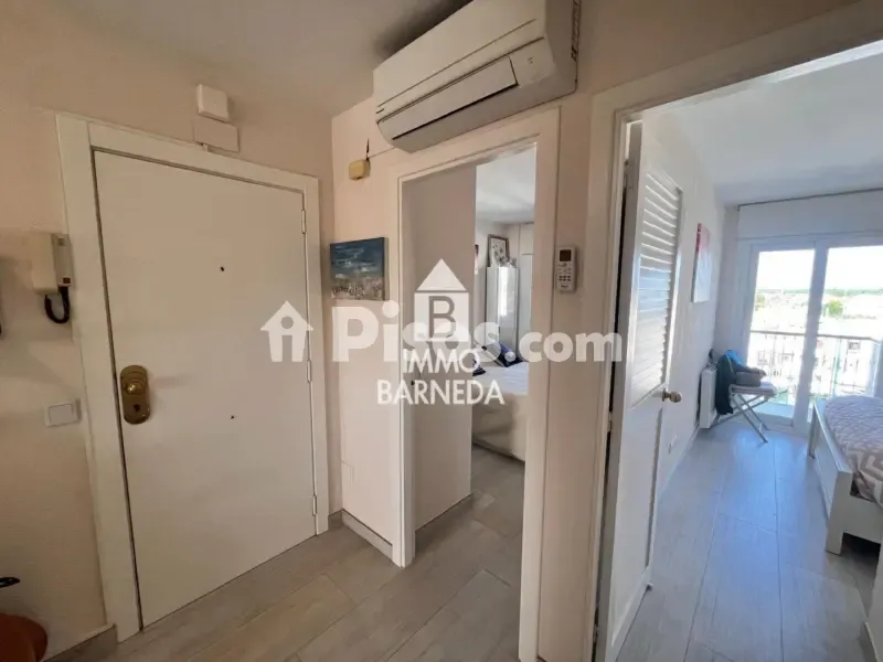 Magamistoad - Reformed Apartment with Sea View in Port Grec