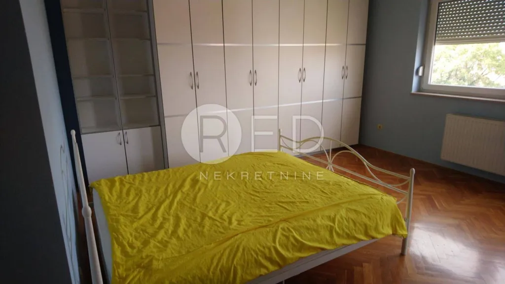 Magamistoad - Spacious Flat with Loggias in Osijek Centre