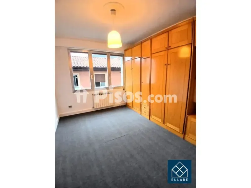 Chambres - Ample 3-Bedroom Flat with Balcony in Eibar