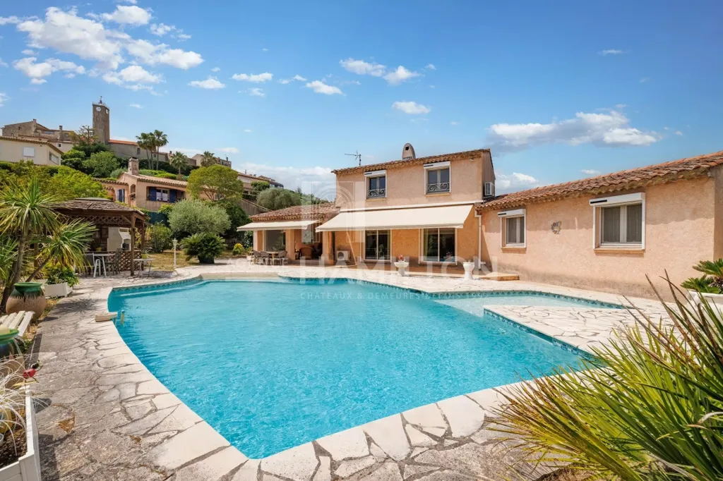 Piscina - Luxury Villa with Pool in Grasse