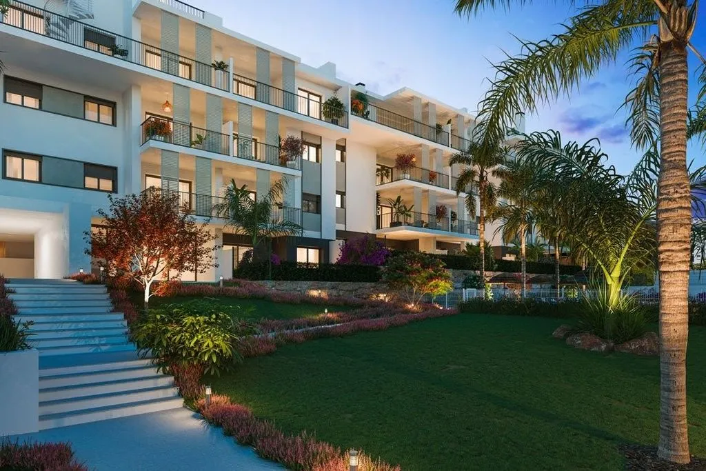 Garden - Luxury Penthouse with Terrace in Estepona