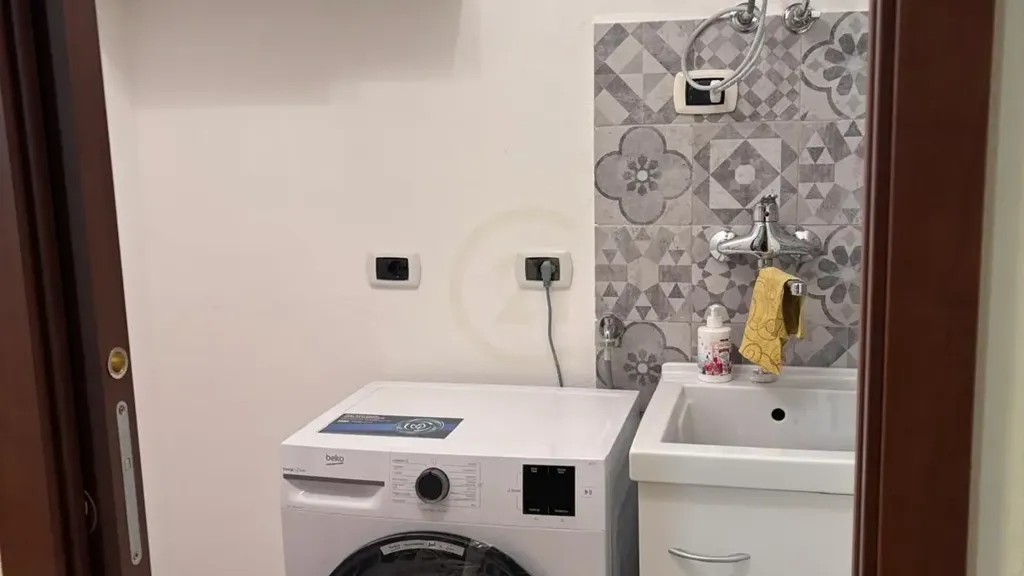 Buanderie - Rusticated Apartment with Metro Access in Catania