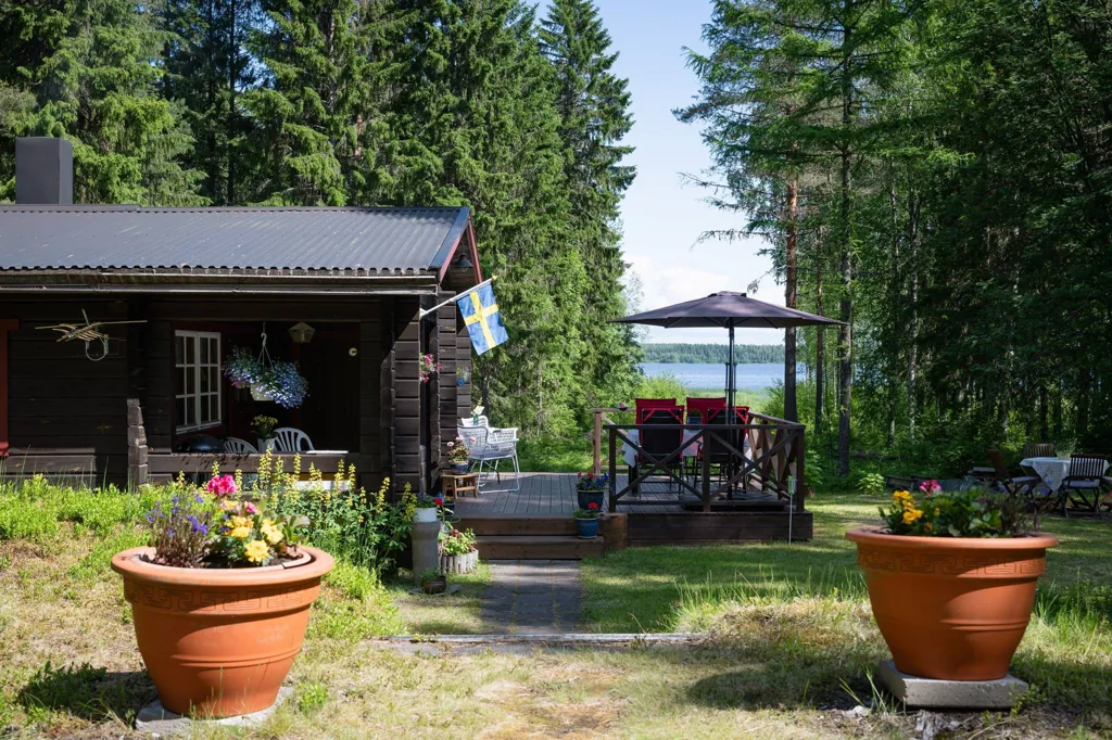 Giardino - Charming Cottage with Water View near Luleå