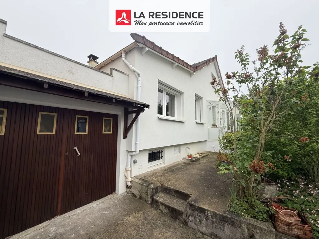 Exterior - 4-room house in Vélizy-Villacoublay