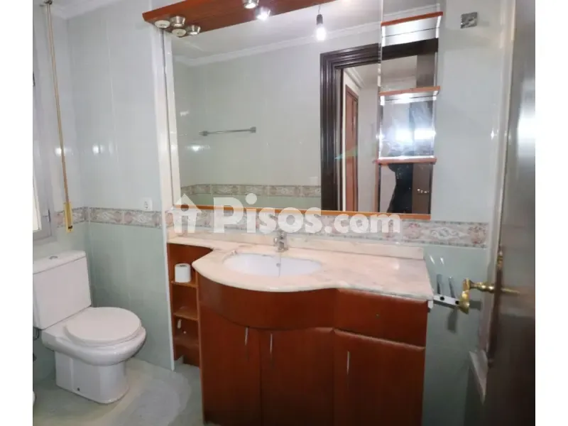 Vannitoad - Apartment with Terrace in Central Location