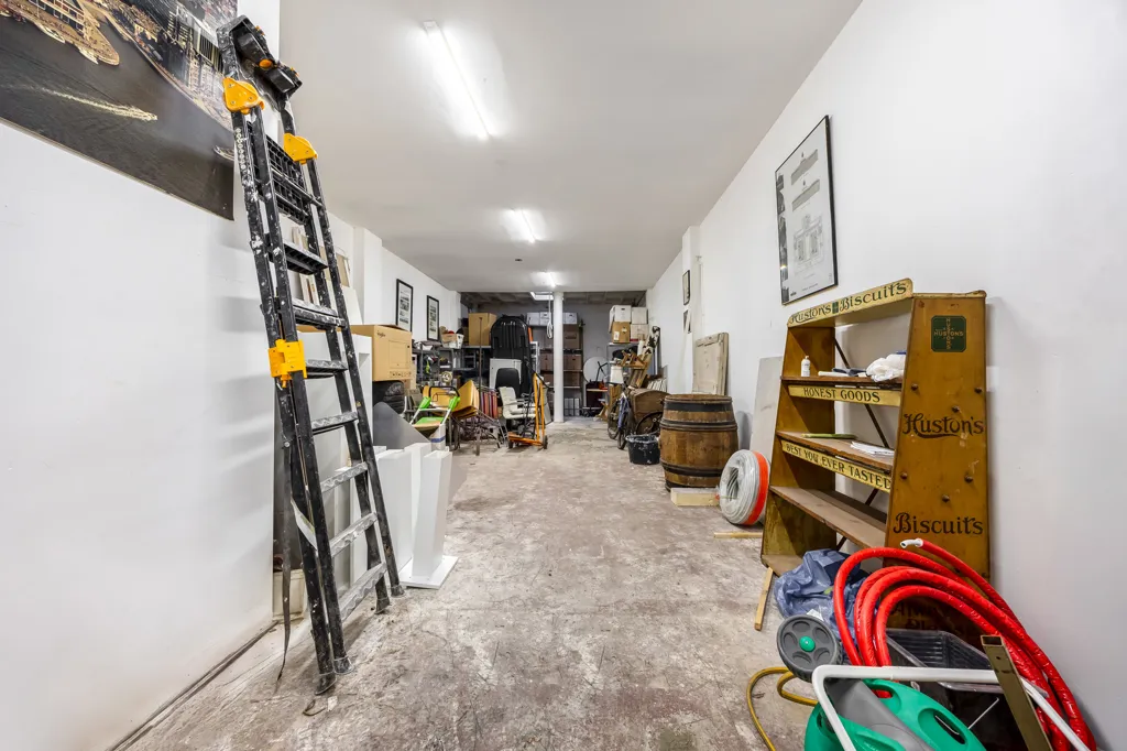 Pesuköök - Income Property with 5th Unit Potential in Kievitwijk, Antwerp