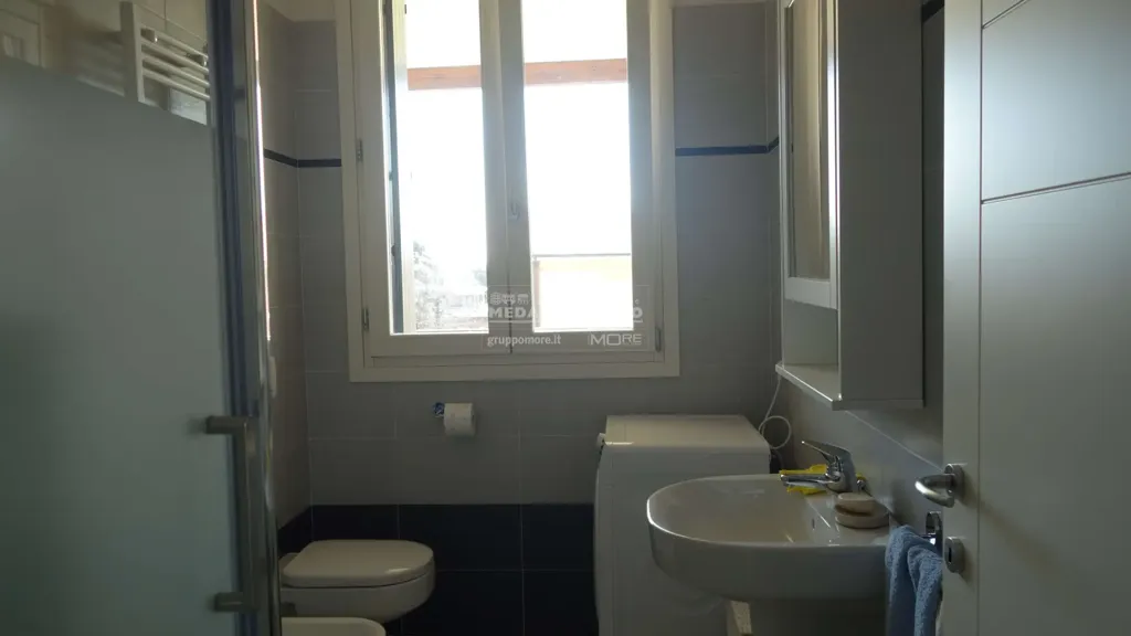Bathrooms - Luxury Flat with Terrace in Modena