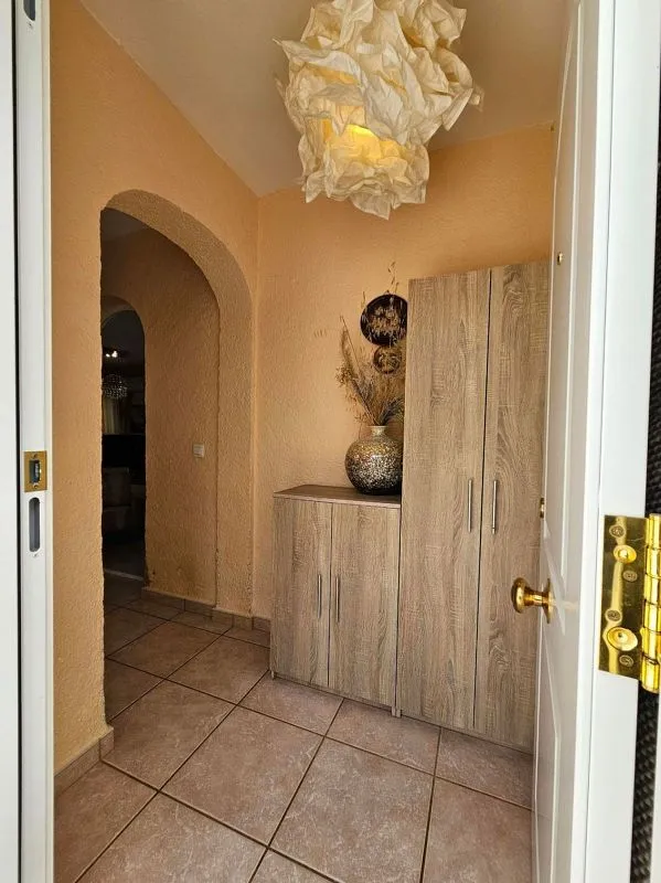 Entrée - Traditional Villa with Pool in Adsubia