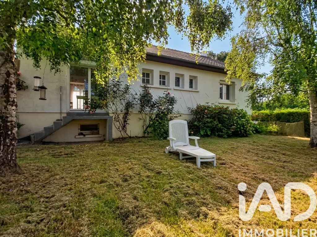 Giardino - 3-Bedroom House with Constructible Land in Pleugueneuc