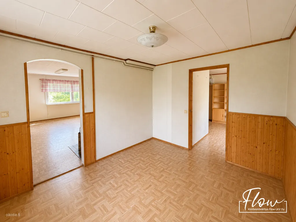 Pièces - Compact Cottage with Garden in Viitasaari