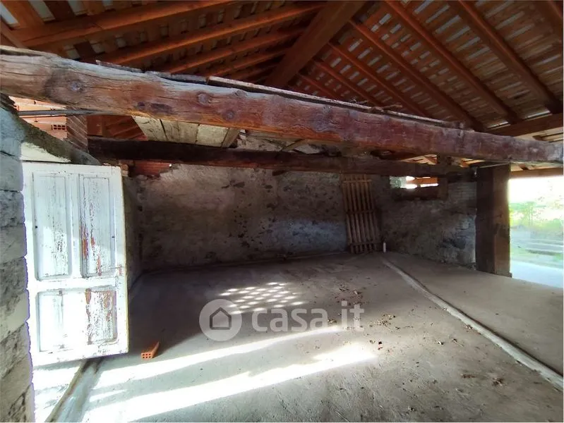 Pièces - Independent House with Garden in Chataignere