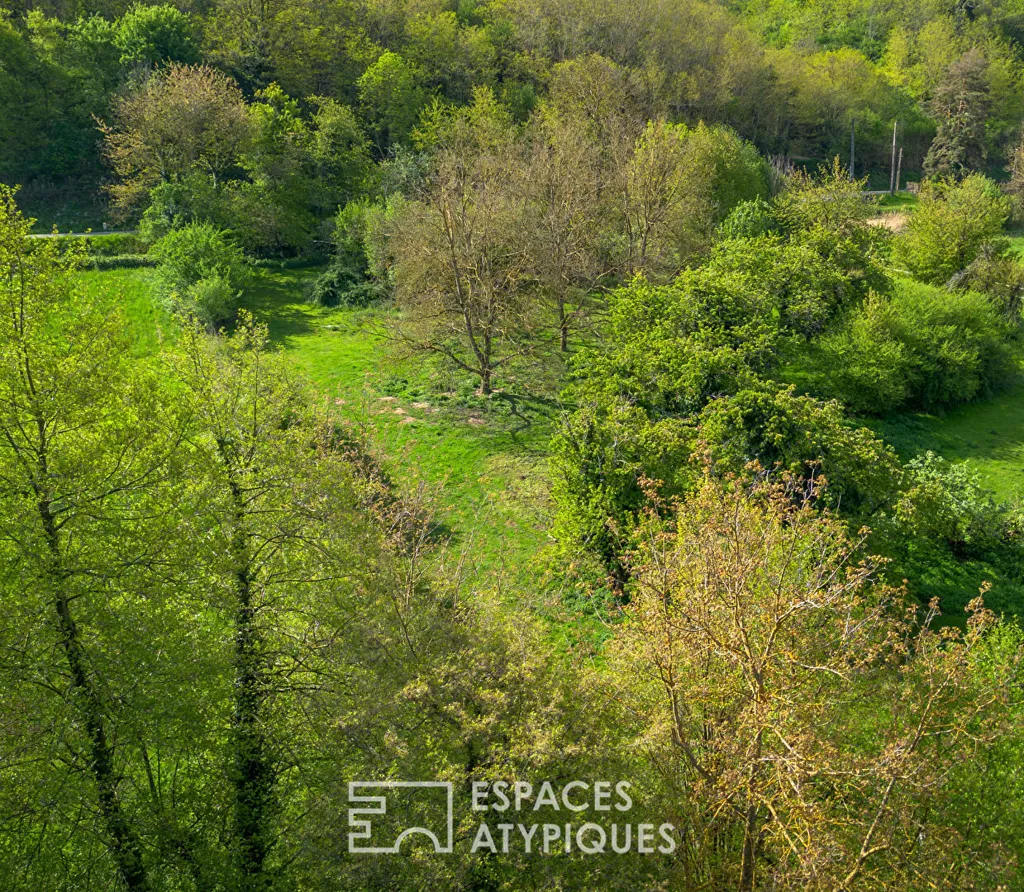 Õhuvaade - Historic House with Private Spring in Drôme
