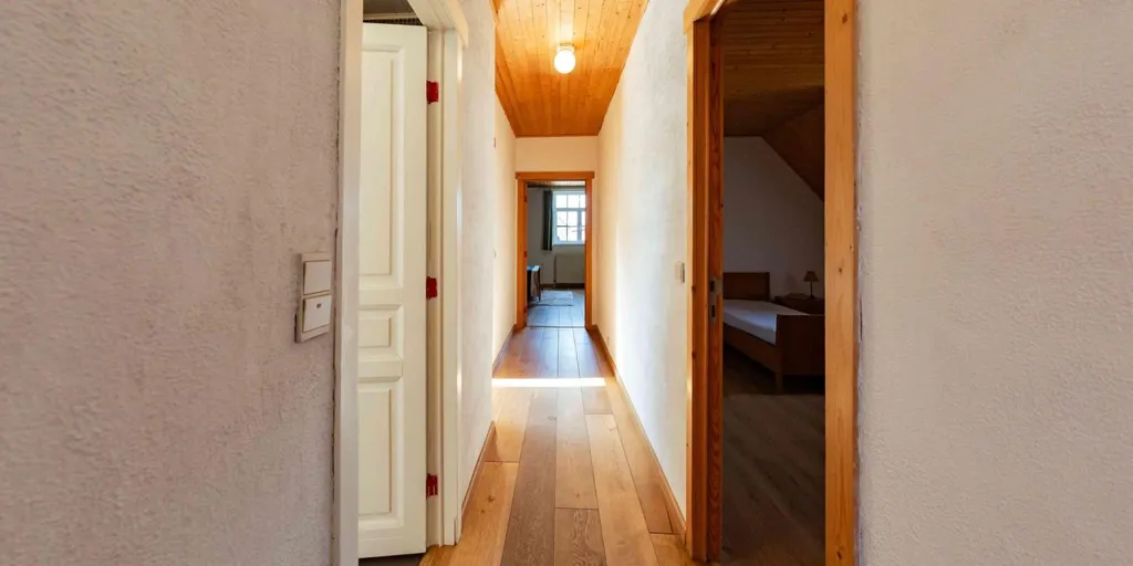 Esik - Detached House with Garden in Waarschoot