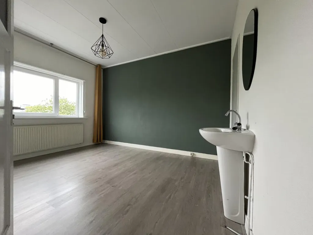 Toad - Characterful Apartment with Canal View in Utrecht