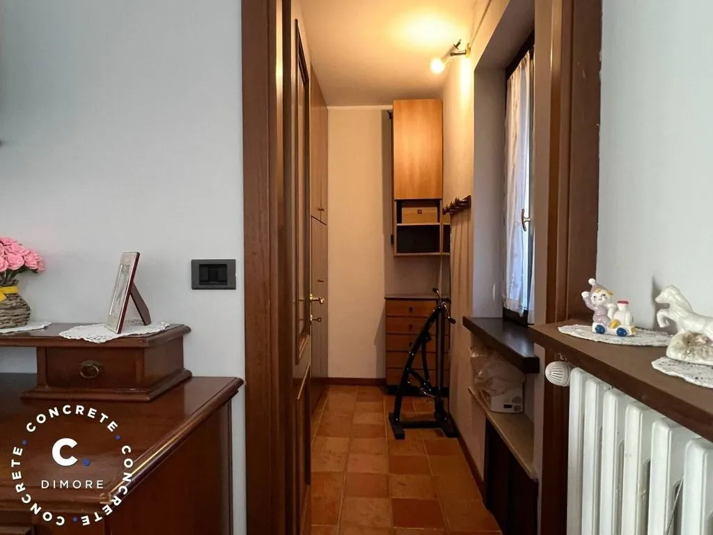 Esik - Luxury Bifamiliar Villa with Private Garden in Chieri