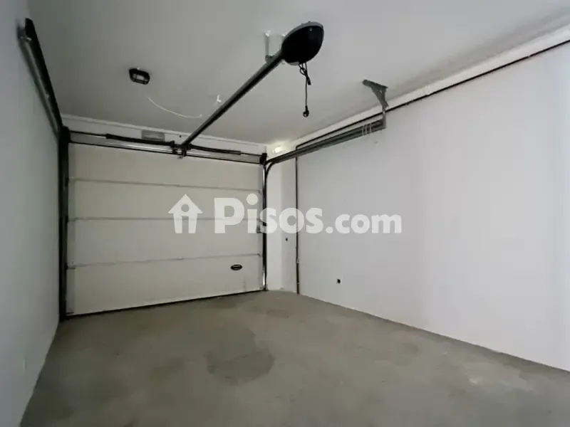Garage - Adosado with Terrace in Orkoien