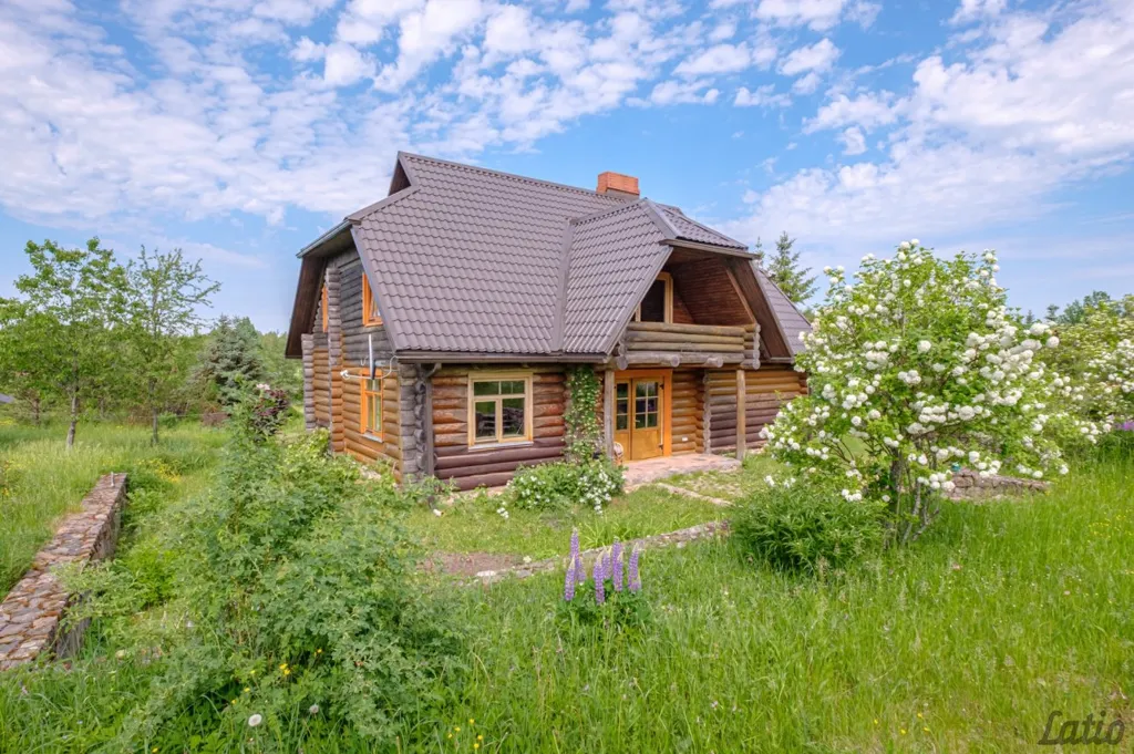 Extérieur - Wooden Cottage with Lake View in Cēsis District