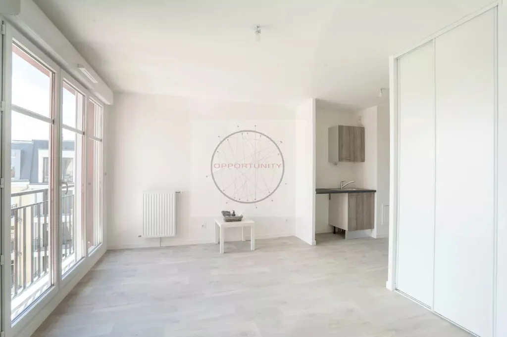 Toad - 2-Bed Apartment with Garden View in Le Blanc-Mesnil