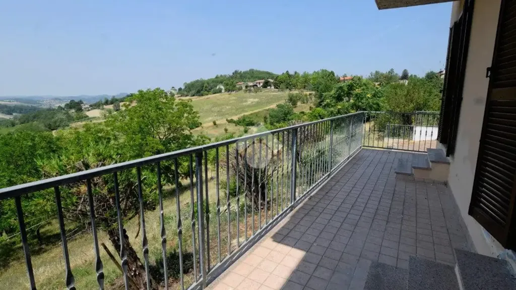 Balcon - Twin-Occupancy Flat with Terrace in Treville