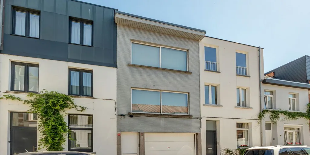Extérieur - Duplex Contemporain avec Garage à Anvers