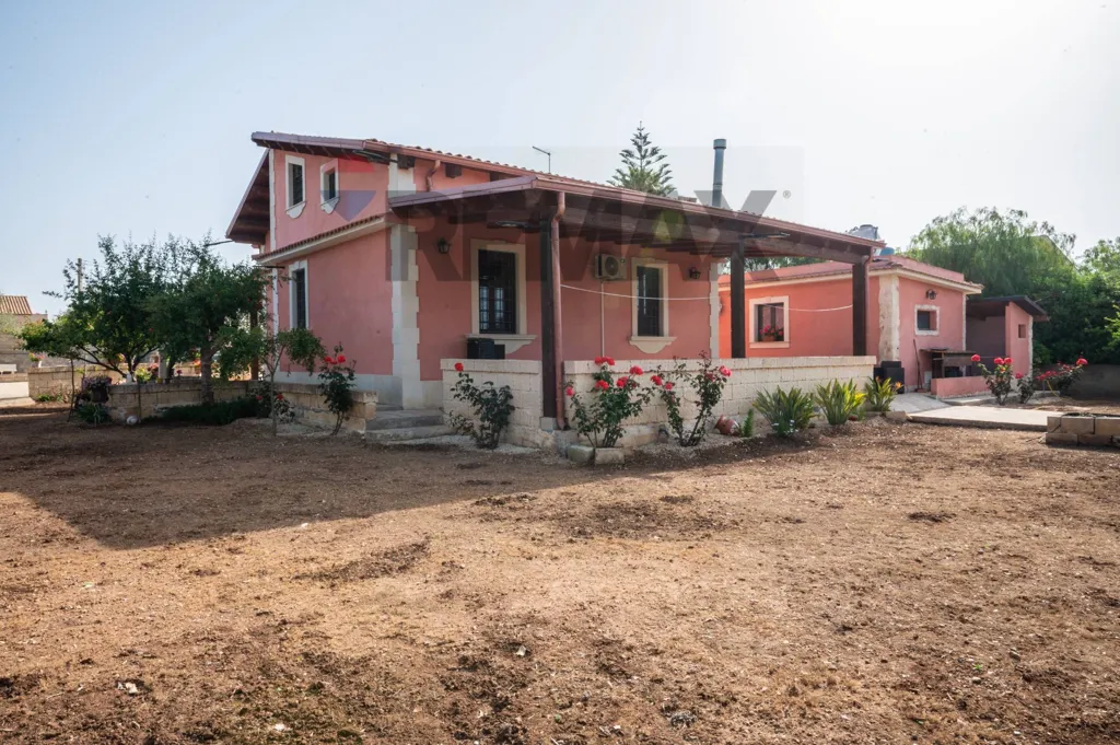 Extérieur - Rearranged Villa with Garden in Avola