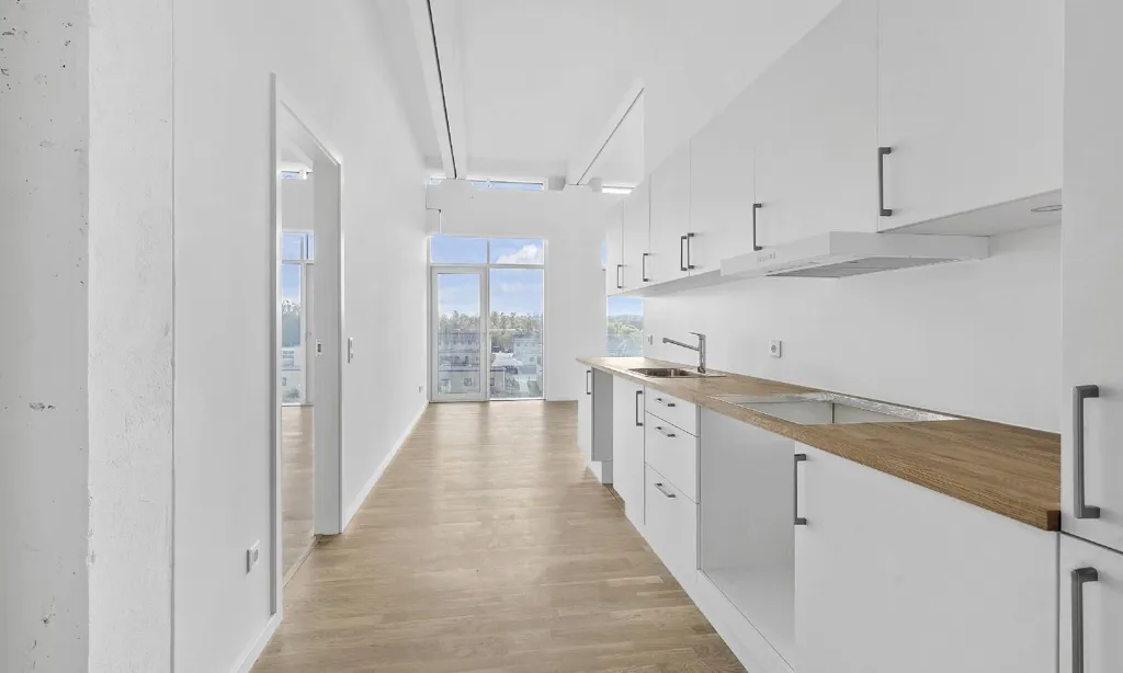 Köök - Apartment with Elevator in Co-Op Community