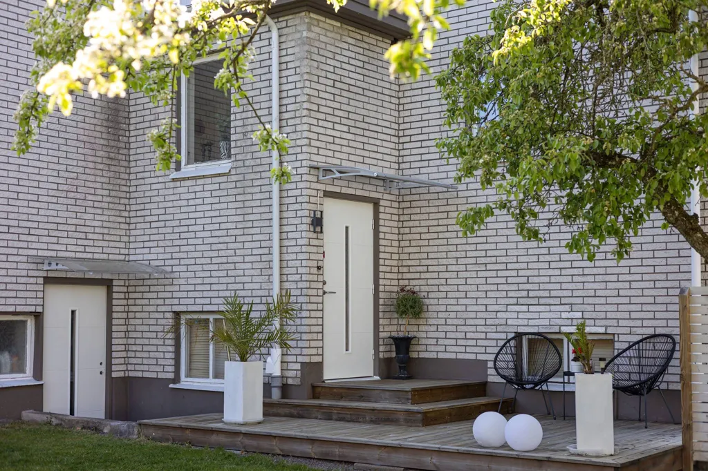 Terrass - Spacious Villa with Private Retreat in Rinkabyholm