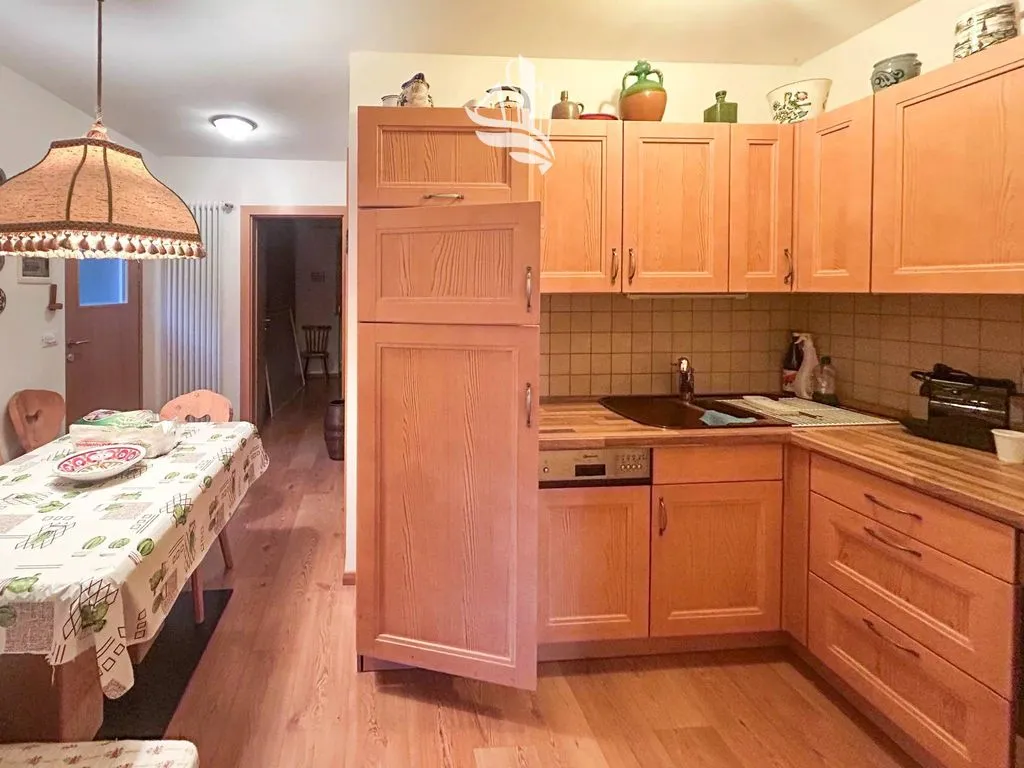 Cucina - Casa indipendente con piscina a Burgstall