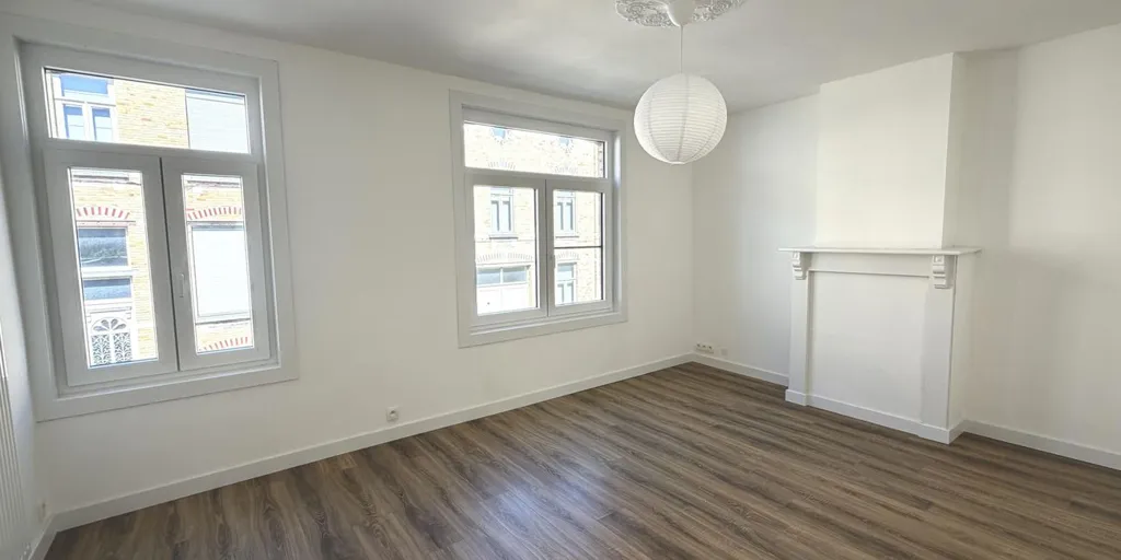 Pièces - Rijwoning Rénovée près du Centre de Bruges