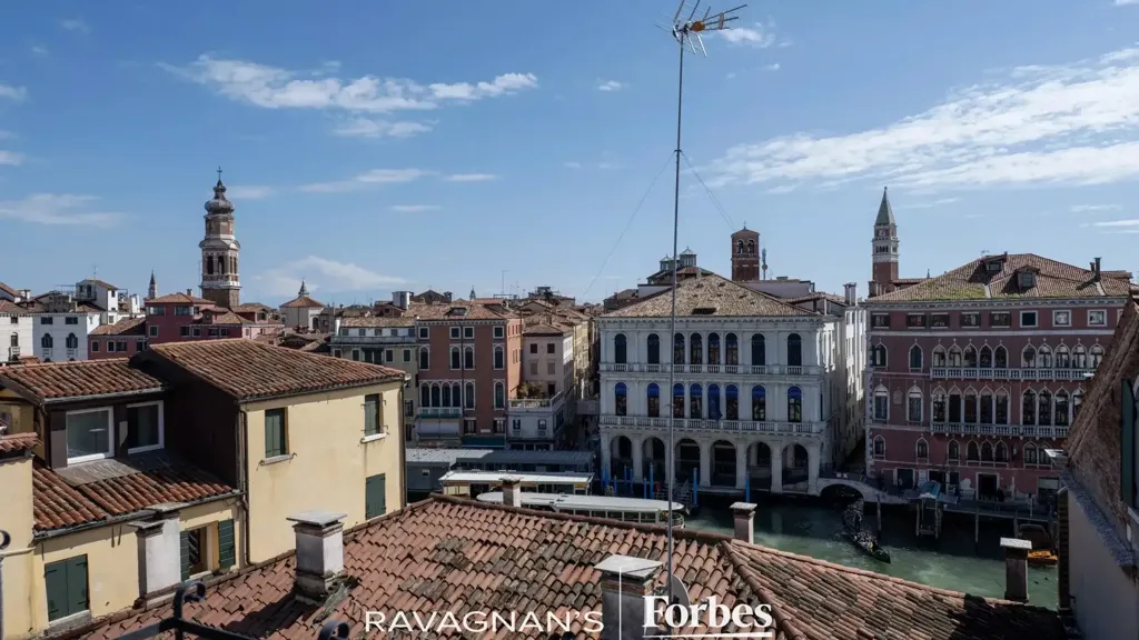 Terrasse - Luxury Penthouse with Canal View in Venice