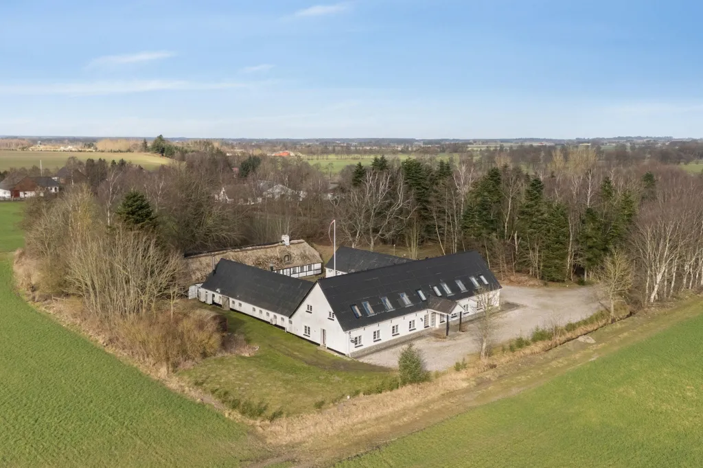 8-toaline maja asukohas Hadsund