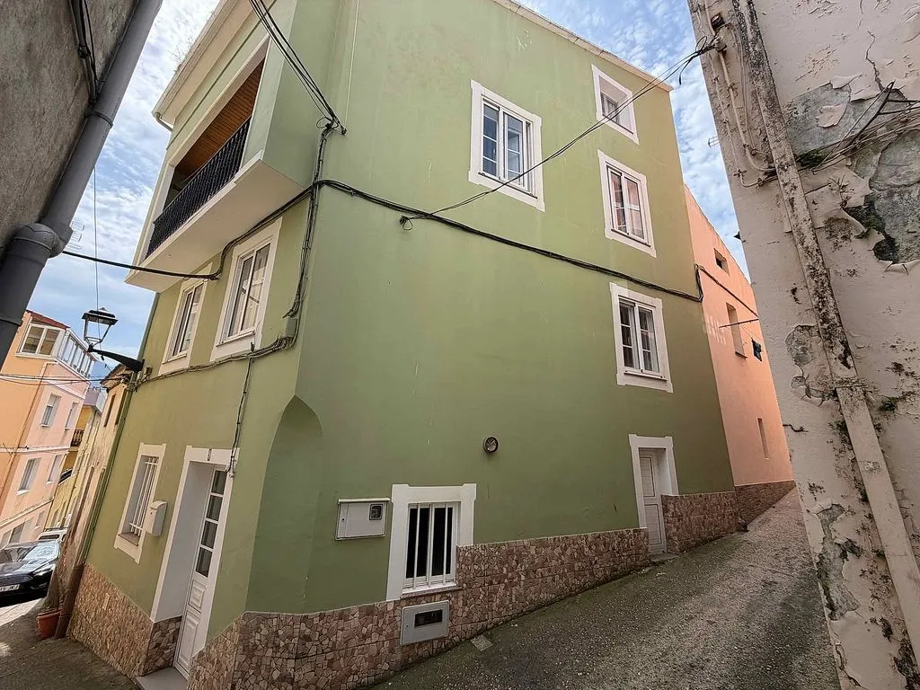 Välivaade - Terraced House with Balcony in Cariño