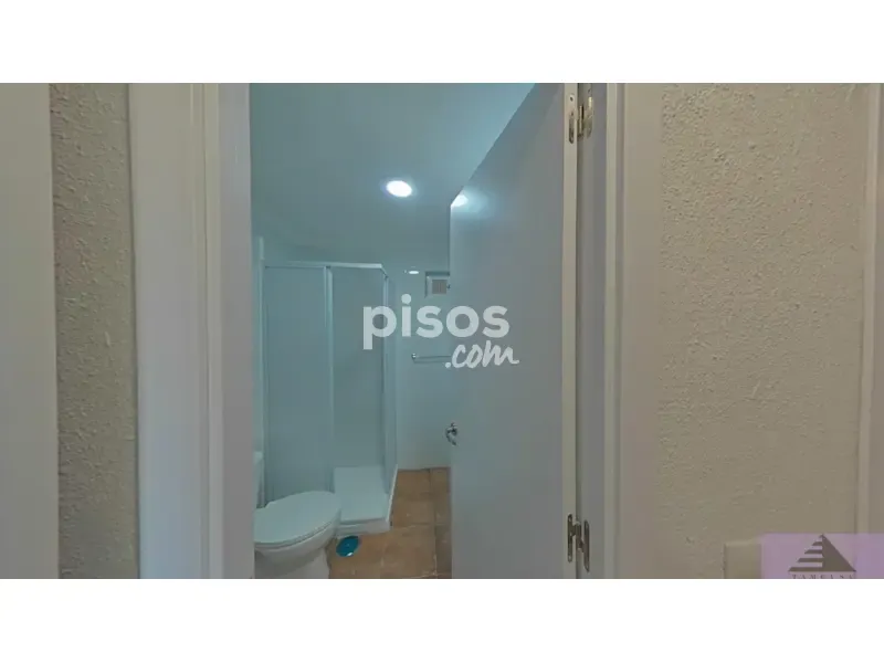 Salles de bain - Fully Renovated Flat with Metro Access in Fuenlabrada