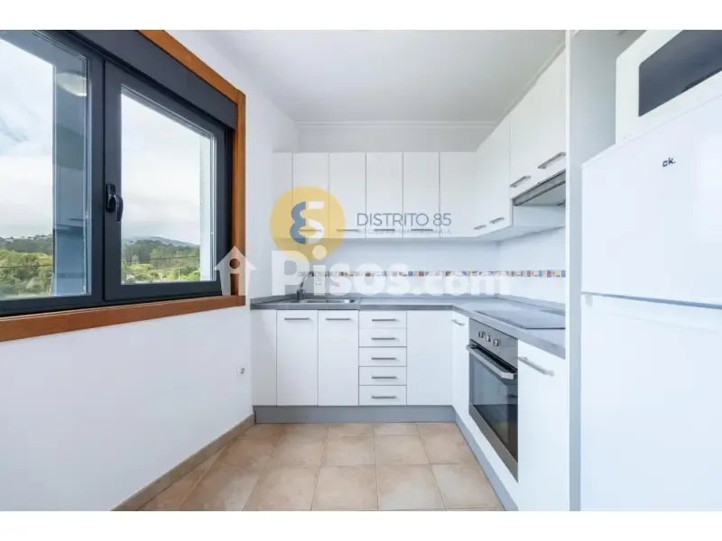 Köök - Modern Flat with Garden View in O Rosal